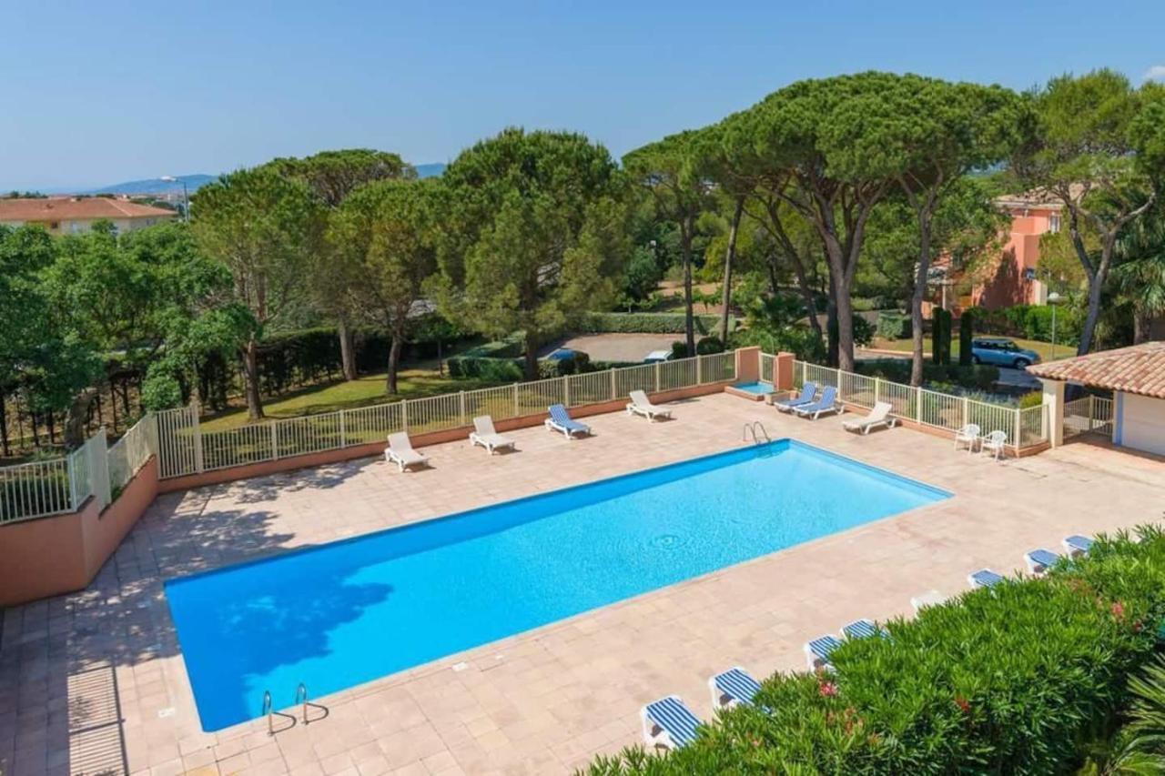 Oasis Des Grands Pins - Saint-Raphael - Residence Privee Avec Grande Piscine & Tennis Privee Εξωτερικό φωτογραφία